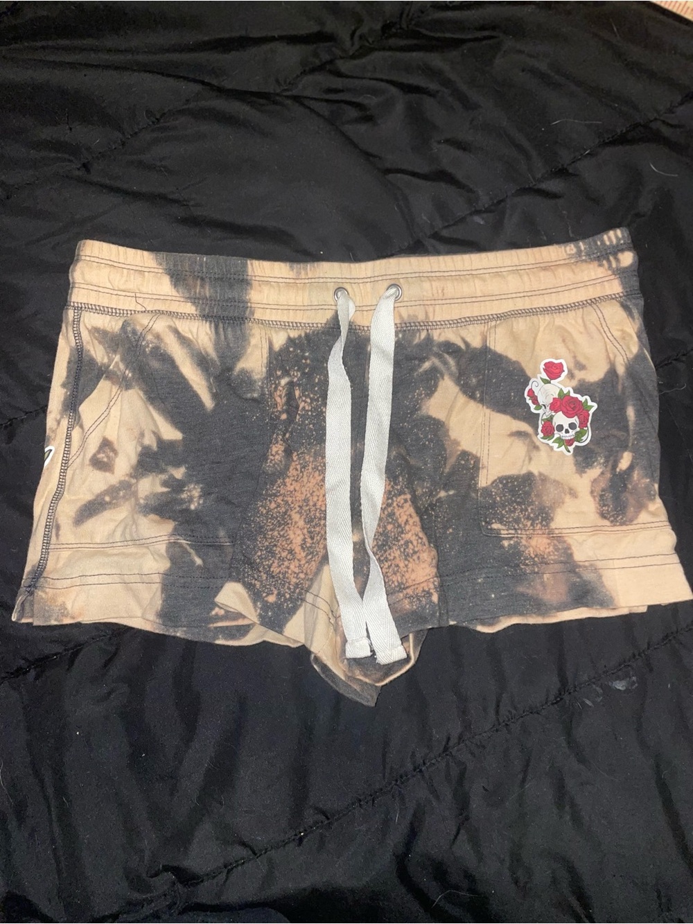 Just be Tie-Dye Drawstring Women's Shorts - rose application size small
